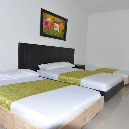 Hotel El Jardin Cafetero Armenia מראה חיצוני תמונה